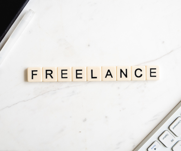 freelance lettre par lettre